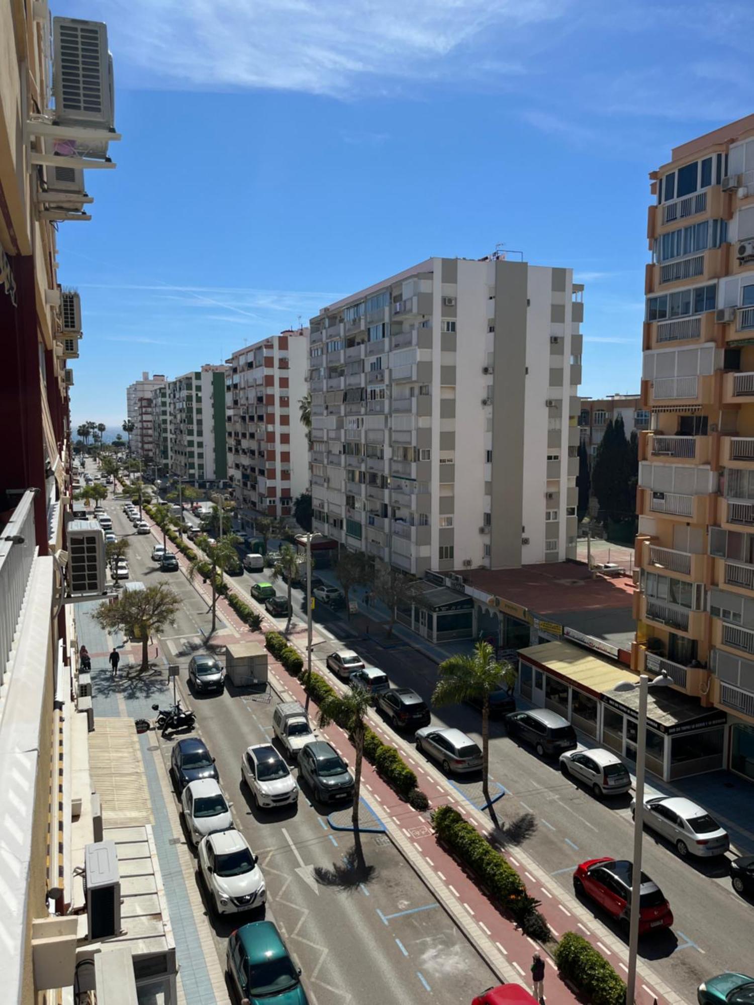 Amaner Capri Torre Del Mar Exterior foto