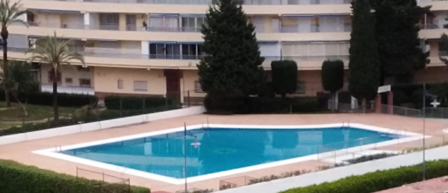 Amaner Capri Torre Del Mar Exterior foto