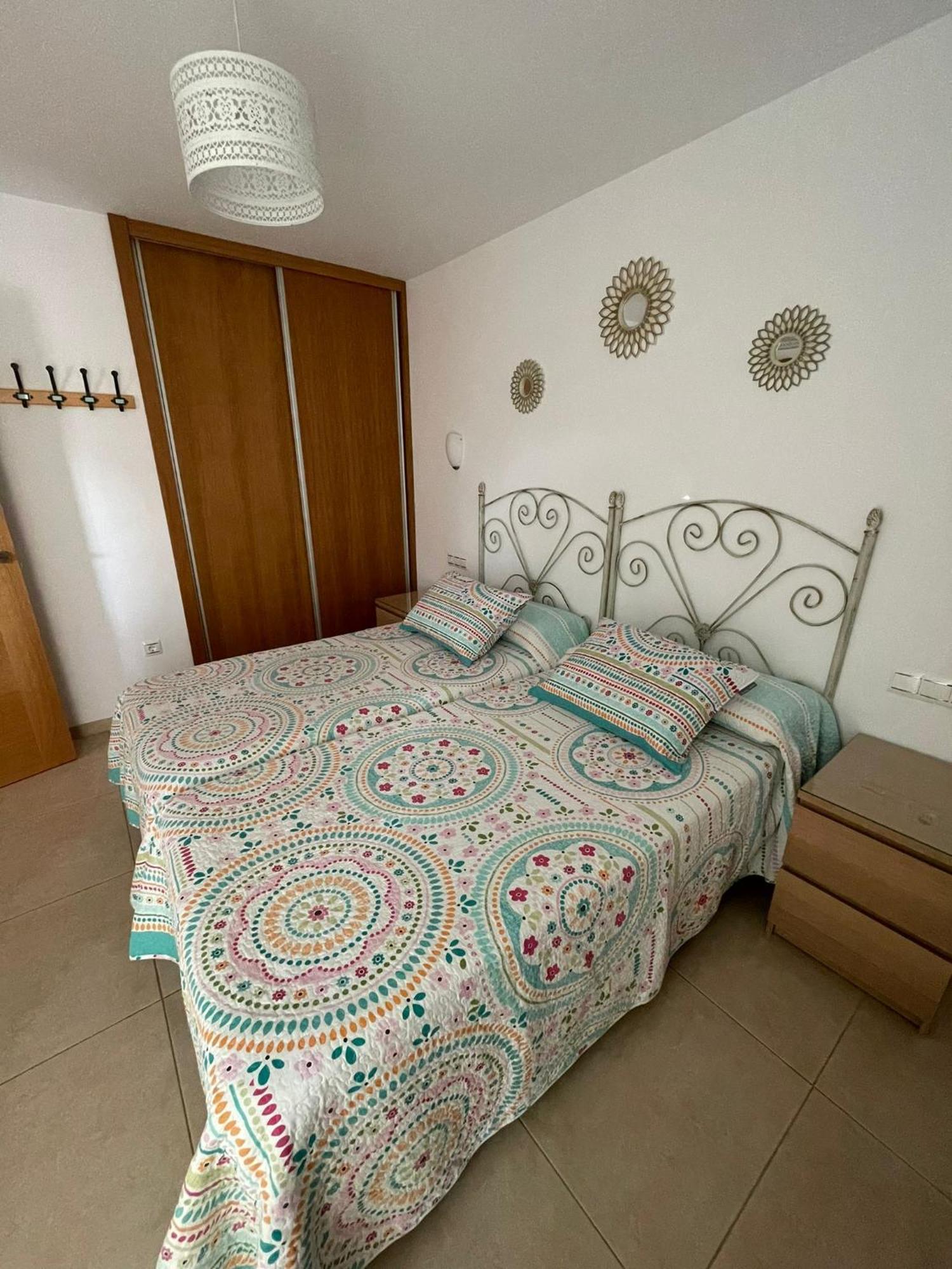 Amaner Capri Torre Del Mar Exterior foto